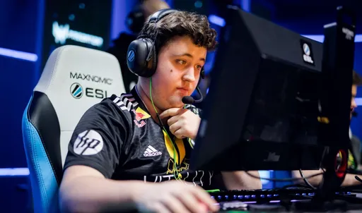 ZywOo стал лучшим игроком группы B на ESL Pro League Season 13