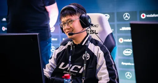 Dy и Pyw покинули состав Vici Gaming — оба игрока перешли в Xtreme Gaming