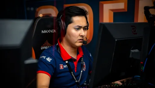 Gambit и Virtus.pro сыграют на IEM Winter 2021