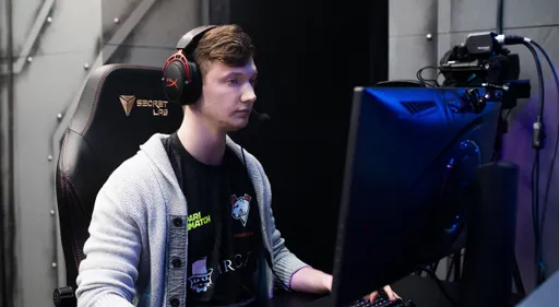 HellRaisers прошла в плей-офф D2CL 2021 Season 3