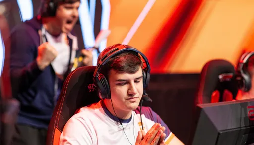 Entropiq одержала вторую победу на PGL Major Stockholm 2021