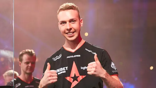 Astralis прошла в плей‑офф DreamHack Masters Spring 2021