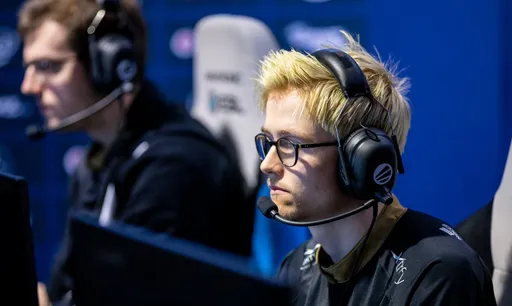 Team Tickles одолела COOLGUYS в первом дивизионе DPC для Европы