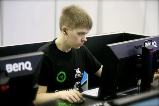 Happy: соревновательный WarCraft 3 мертв