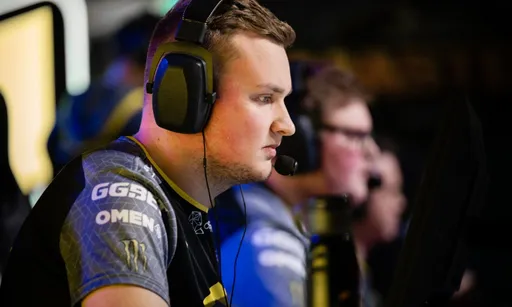NaVi Junior сыграют в плей‑офф WePlay Academy League Season 2
