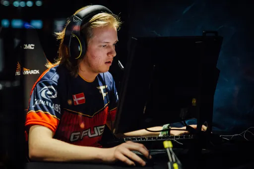 Pimp: aizy — самый растраченный талант в CS:GO