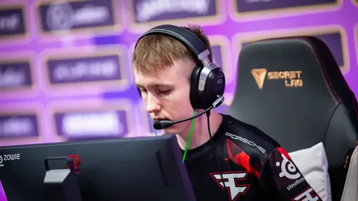 Ropz о проблемах Vitality: иногда реагируем с опозданием на пару секунд – и сразу отдаём раунд