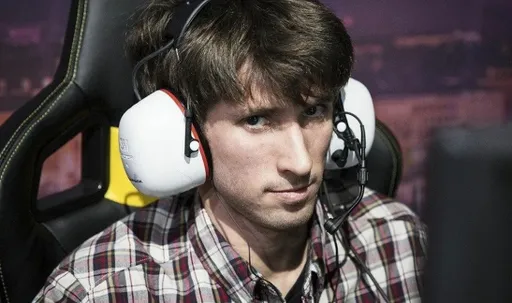 B8 стала чемпионом EPL S14 – это первая победа Dendi в команде