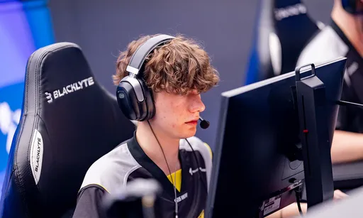 NaVi вышла в плей-офф StarLadder Budapest Major 2025