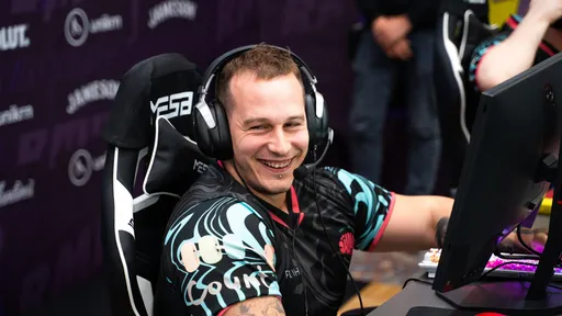 Lobanjica: когда я дропал АК-47 для s1mple, он говорил: «Заткнись и играй». А donk засмущался и зарейдил меня