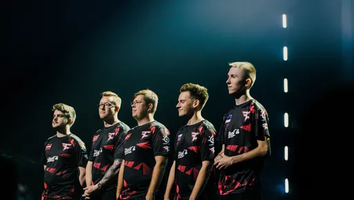 FaZe одолела MOUZ и прошла в финал BLAST Premier: World Final 2023