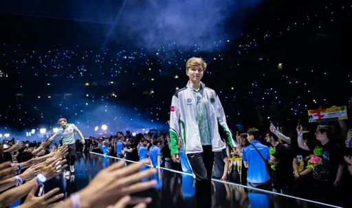 Falcons вышла в гранд-финал IEM Cologne Major 2026, обыграв Team Spirit