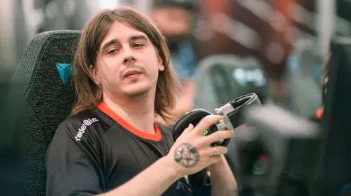 Fng: League of Legends не впереди Dota 2