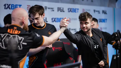 MATYS из fnatic играет на RMR со старым ковриком – о нём сообщил m0NESY
