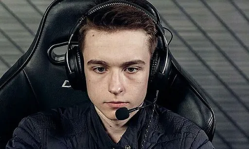Smiling Knight: я буду стендинить за paiN Gaming на DreamLeague Season 28