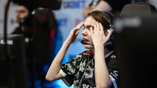 Art1st: иногда donk заходит поиграть в Dota 2