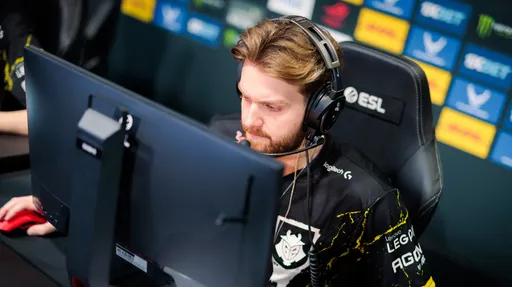 MOUZ сыграет в полуфинале EPL Season 18, G2 покинула чемпионат