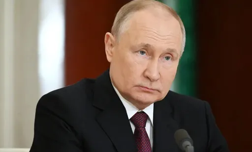 Владимир Путин: надо избавить россиян от привязанности к западным сервисам