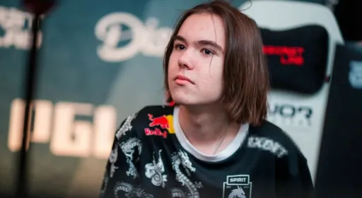 Donk: не знаю почему, непривычно после LAN в онлайне играть