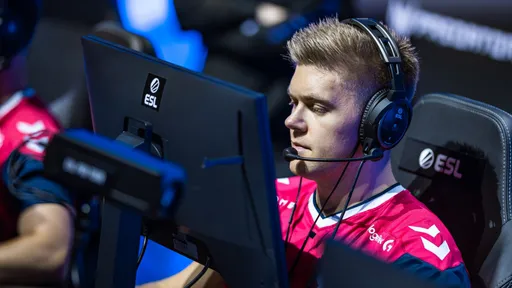 BlameF продлил контракт с Astralis до конца 2025 года