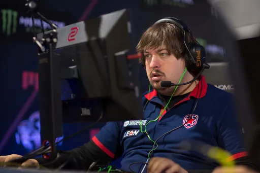Dosia намекнул на возвращение в соревновательный CS:GO