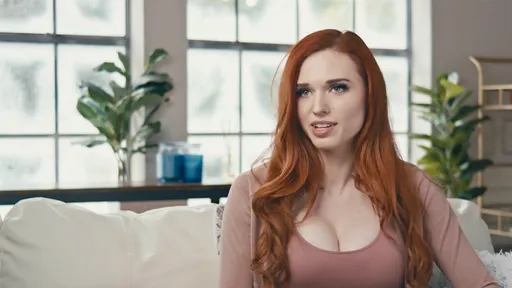 Мэддисон пошутил об откровенном образе Amouranth на стриме по Hogwarts Legacy