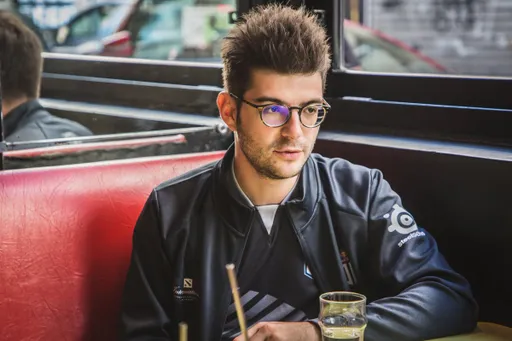 Ceb: я могу играть на любой роли в Dota 2, но слабее всего на миду