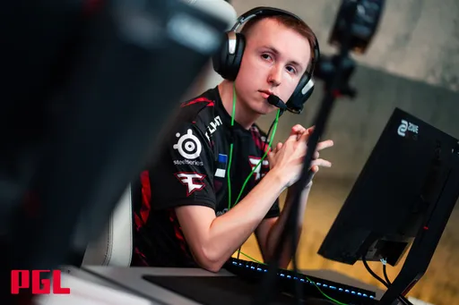 Ropz поделился мнением о переходе s1mple в BC.Game