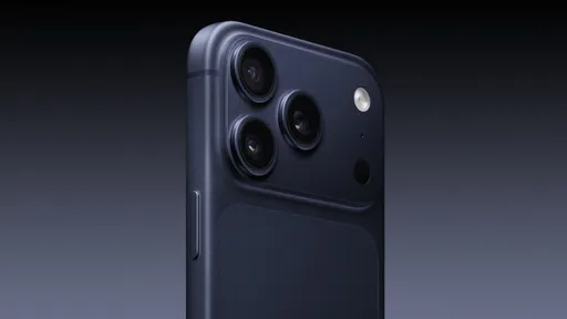 Царапины на iPhone 17: Apple объяснила причину и предложила решение. Все подробности