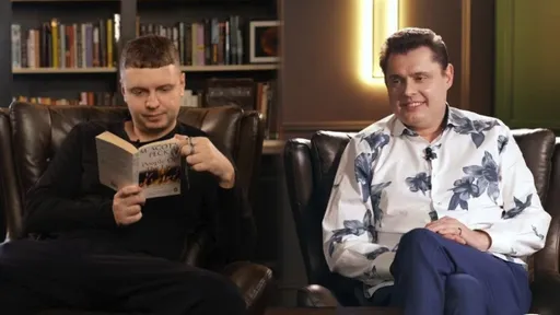YouTube разбанил каналы Евгения Понасенкова* после конфликта с Папичем