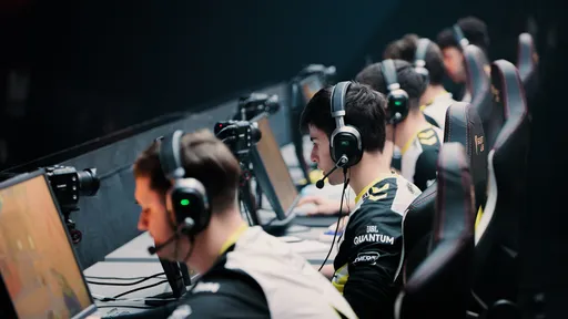 Vitality одолела NaVi и прошла в финал BLAST Premier: World Final 2023