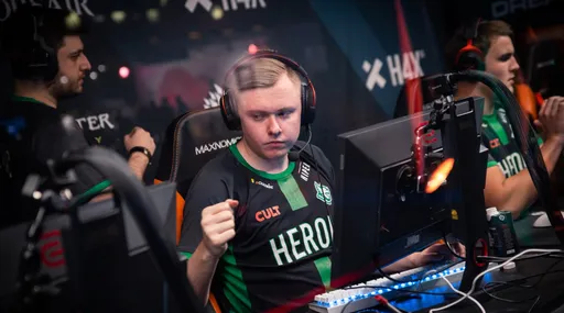 AcilioN и chawzyyy переведены в запас состава Apeks по CS:GO