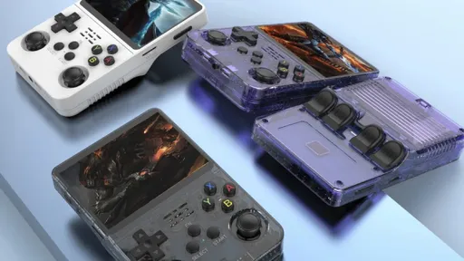 Портативная игровая ретро-консоль R36S получила скидку почти 40%
