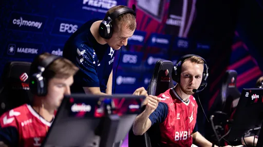Sheepesports: Snappi достиг соглашения с Falcons, а ENCE рассматривает gla1ve на позицию капитана