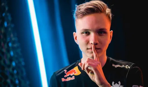 M0NESY об игре с USP-S без глушителя: нужно всё пробовать в CS:GO