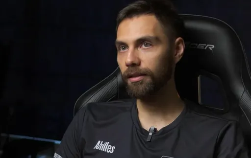 Ahilles рассказал как играть на Ursa в Dota 2