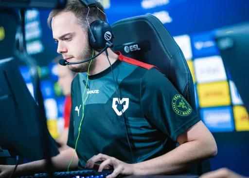 XertioN продлил контракт с MOUZ – игрок выступит с командой на мейджоре