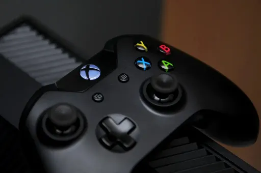 Евросоюз планирует запретить ввоз Xbox и PlayStation в Россию. Консоли заблокируют?