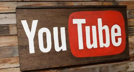 Эксперт назвал главную опасность попыток ускорить YouTube