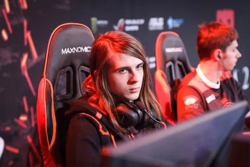 Virtus.pro проиграла второй матч подряд на Riyadh Masters 2023