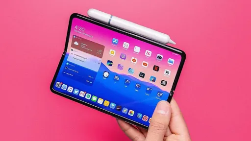 Apple готовит линейку складных мобильных устройств