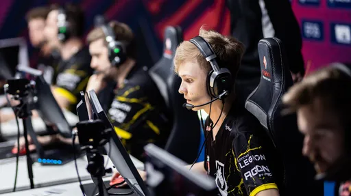 G2 выбила Cloud9 в нижнюю сетку группы A на BLAST Premier: Spring Final 2023