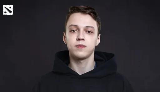 Hellscream: Malr1ne иногда шутит, что заберёт меня в Team Falcons