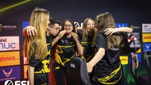 Женский состав NaVi может быть приглашён на FACEIT Pro League вместо Cloud9