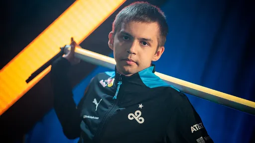 Cloud9 вылетела из топ-10 рейтинга лучших команд от HLTV