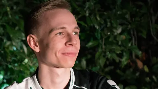 HLTV: FaZe Clan ведёт переговоры с EliGE