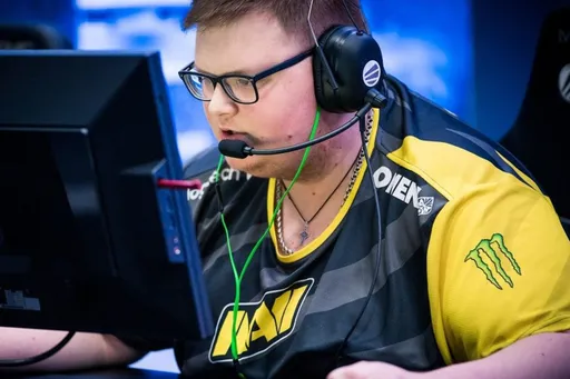 OverDrive: NaVi разрешила российским игрокам жить в России, но не афишировать это