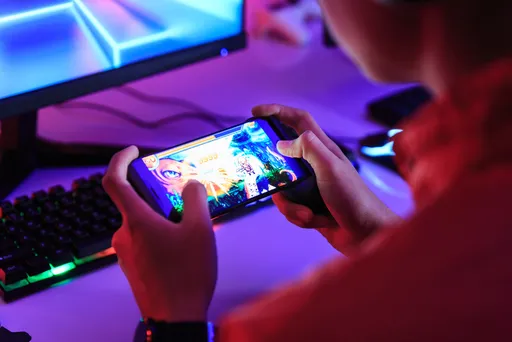 30 самых популярных игр на телефон в 2023 году