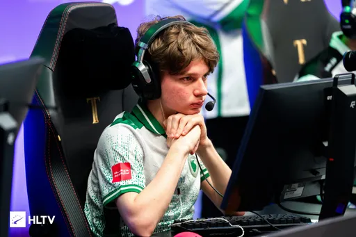 Team Falcons прошла в плей-офф FISSURE Playground 2 по CS2
