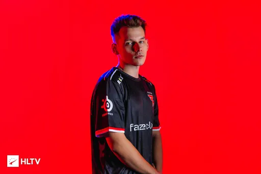 OverDrive: NaVi хотела frozen после мейджора, но FaZe отказала
